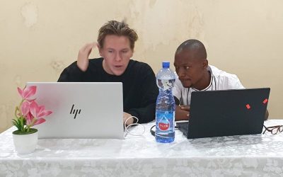 Alex Hogan & Joseph Lisingo, BonDiv researchers at the Mbali site (in collaboration with Mbou Mon Tour) during the BonDiv final workshop
